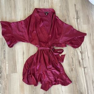 NWOT Victoria’s Secret maroon robe
